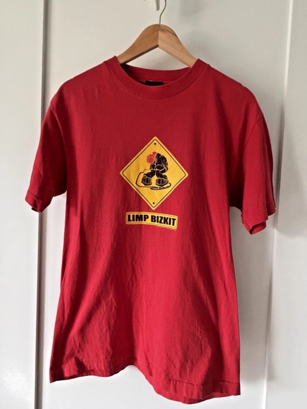 VINTAGE Limp Bizkit Red T-Shirt Fred Durst GIANT TShirt Tee Shirt VTG M NWOT